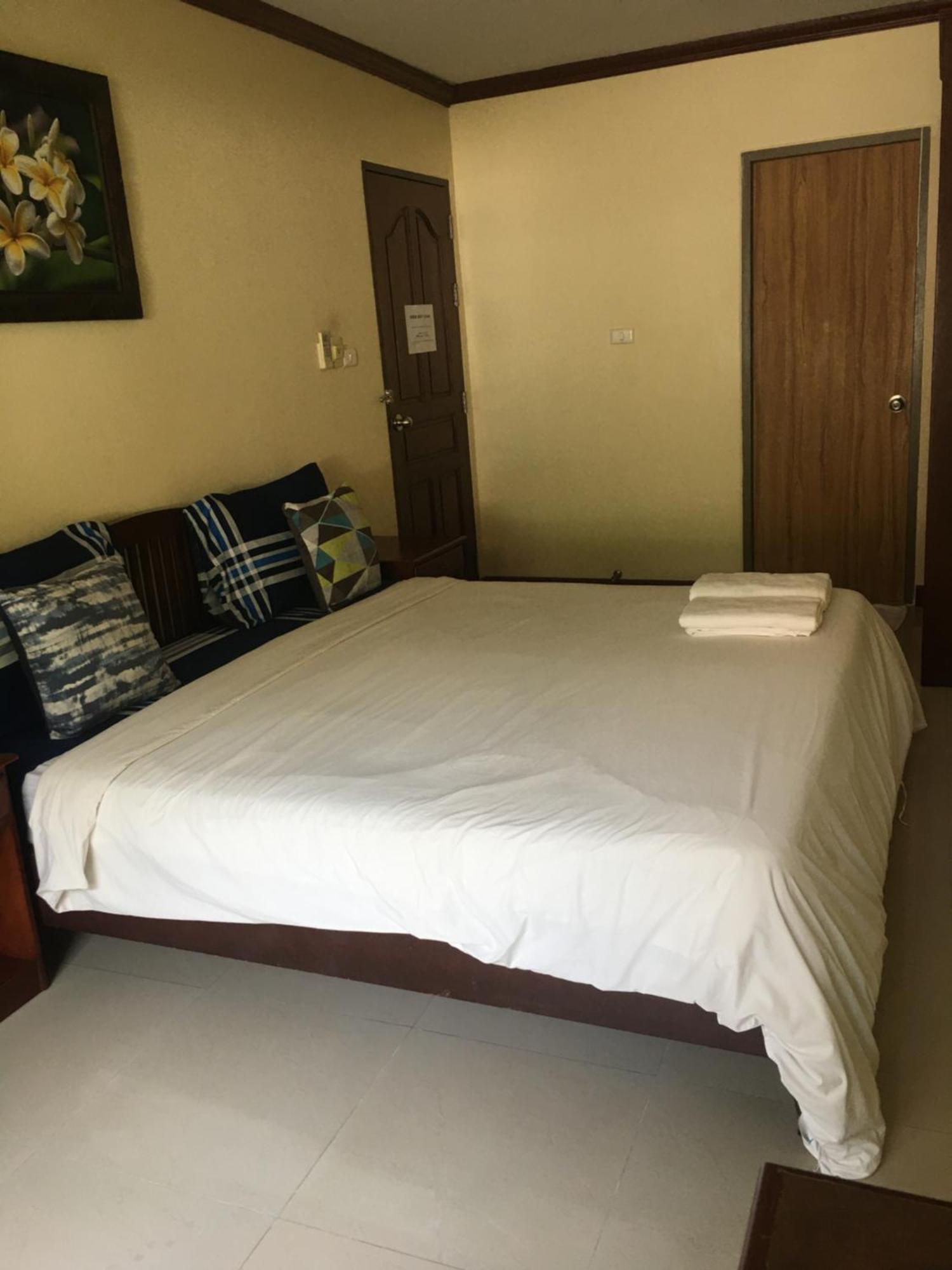 Pranang Flora House Homestay Ao Nang Exterior photo
